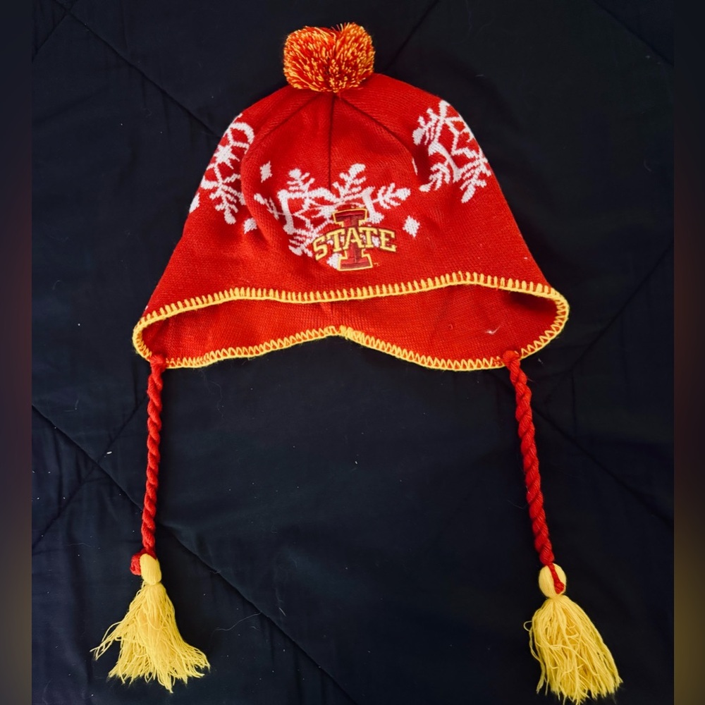 Red Winter Iowa State Hat with Snowflake and Logo